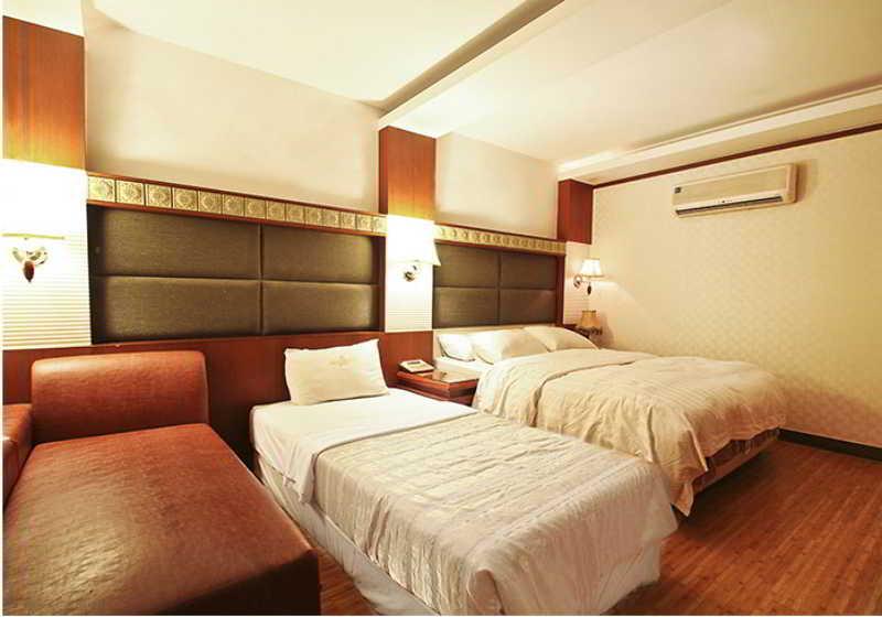 Reborn Suwon Silkroad Hotel Exterior foto