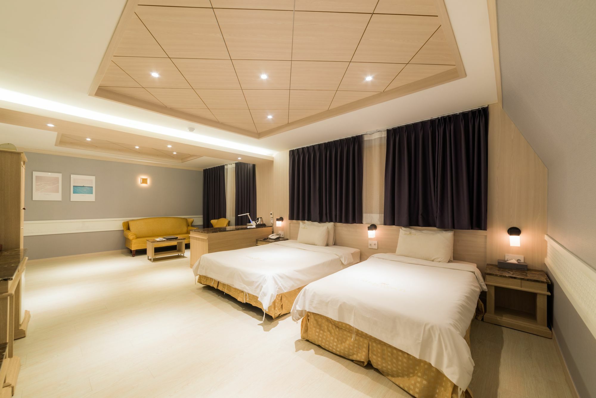 Reborn Suwon Silkroad Hotel Exterior foto